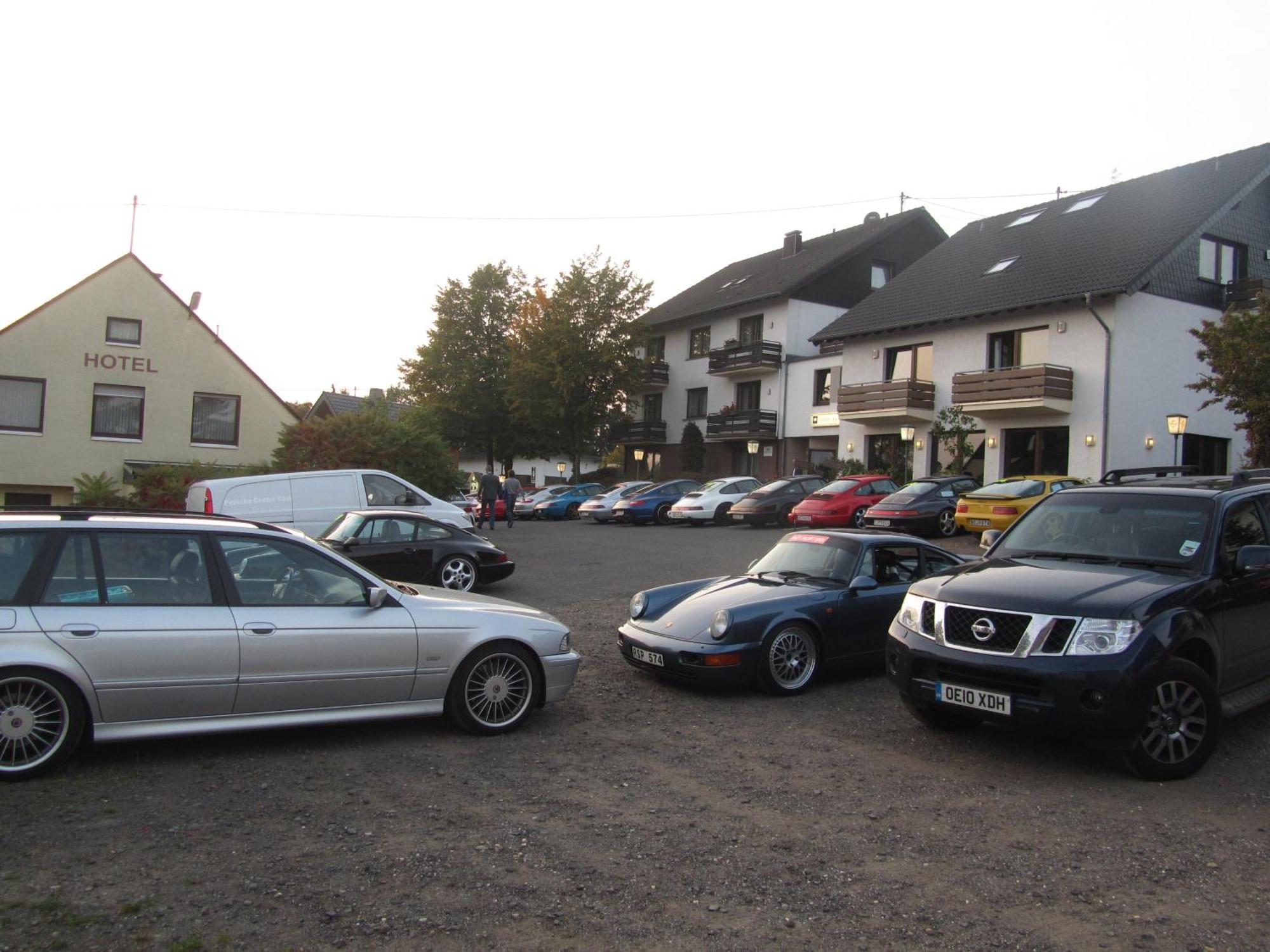 Land-Gut-Hotel Zur Burg Nurburg Exterior photo