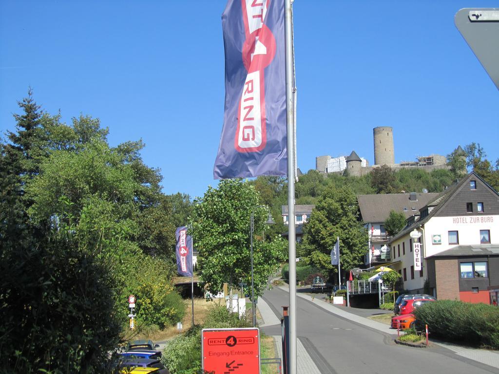 Land-Gut-Hotel Zur Burg Nurburg Exterior photo